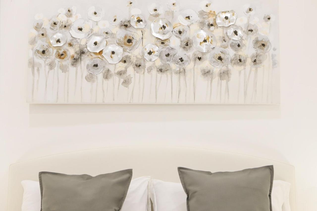 Cozy Apartment In Piazza Cavour By Wonderful Italy ナポリ エクステリア 写真